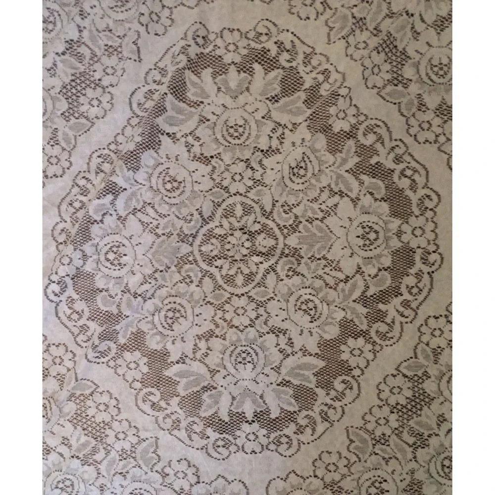 Vintage White Lace Artistry Table Topper Tablecloth 36